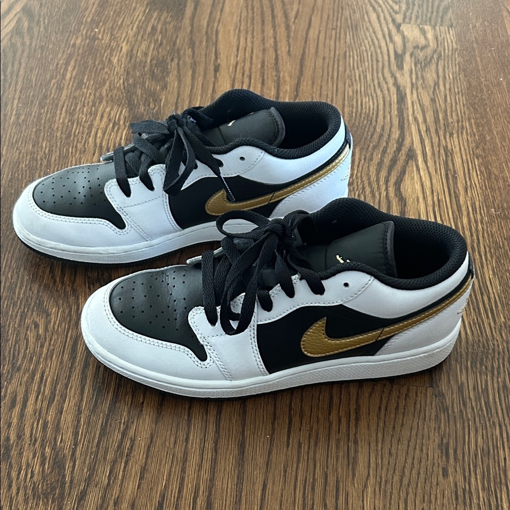 Nike Air Jordan Low Panda